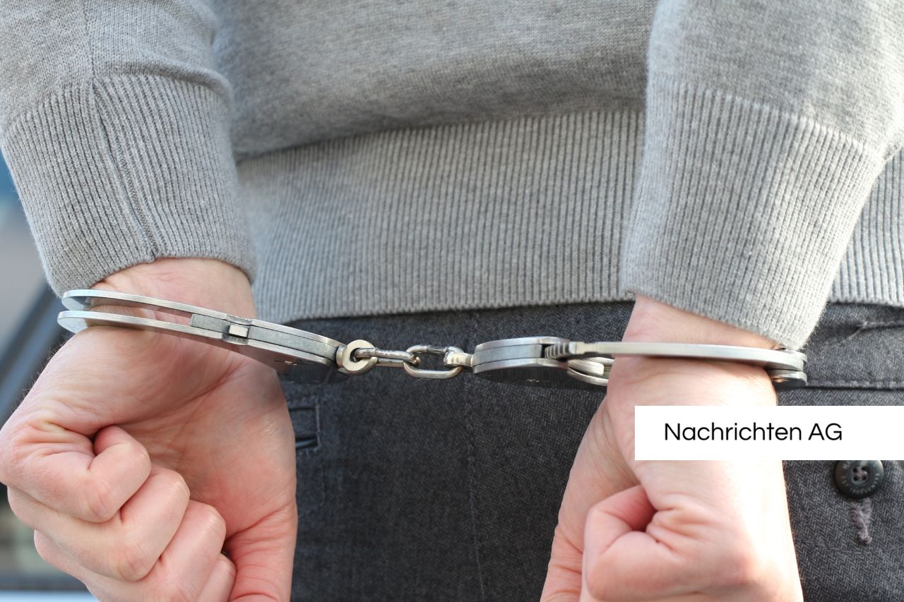 Boitzenburg: Geschäftsmann wegen Nazi-Handels zu 2,5 Jahren Haft verurteilt